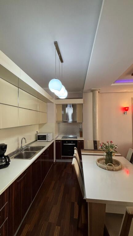 📌 Affittasi Appartamento 2+1+2 – Ambasador 2