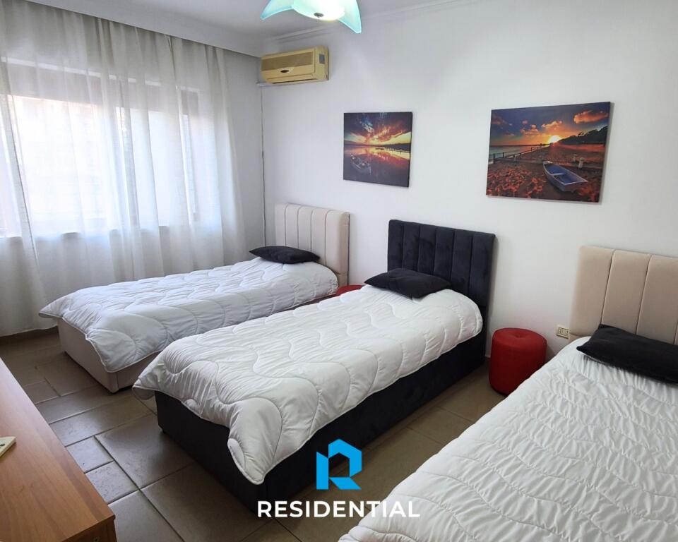 Tek Pazari I Ri, Jepet Me Qira Apartament 2+1 I Mobiluar!