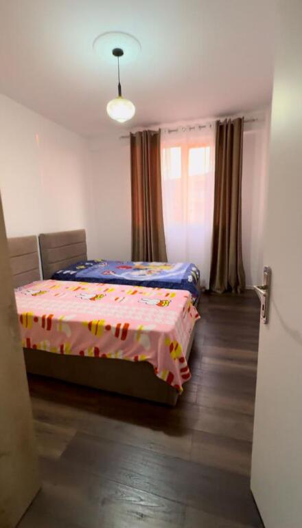 Apartment 2+1 for rent, Shkoze near the Tom Doshit Complex 450 euros.