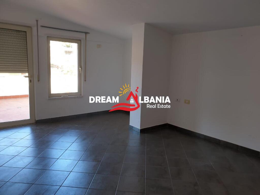 Apartament 3+1 me qera tek Liqeni i Thate(ID 42215273)