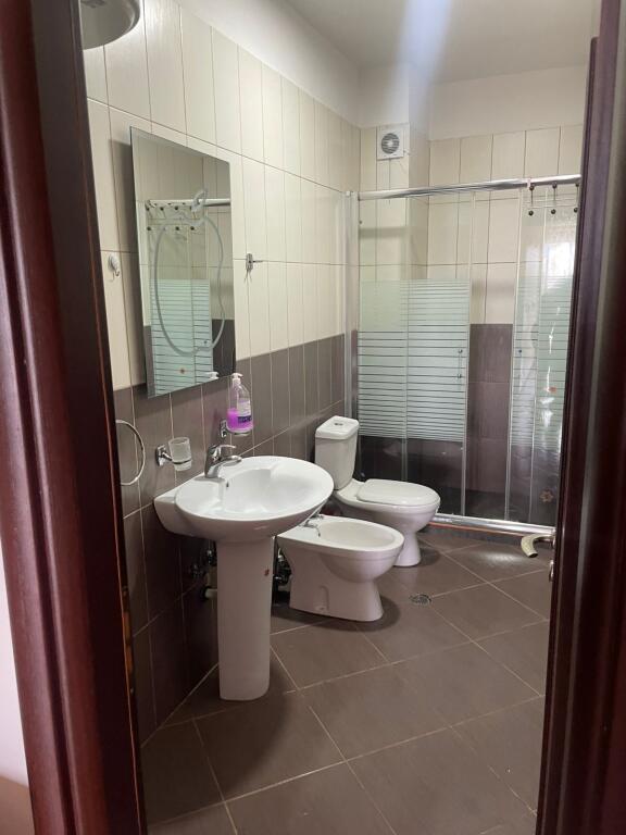🏡 2+1+🅿 Apartment for Rent at Liqeni i Thate