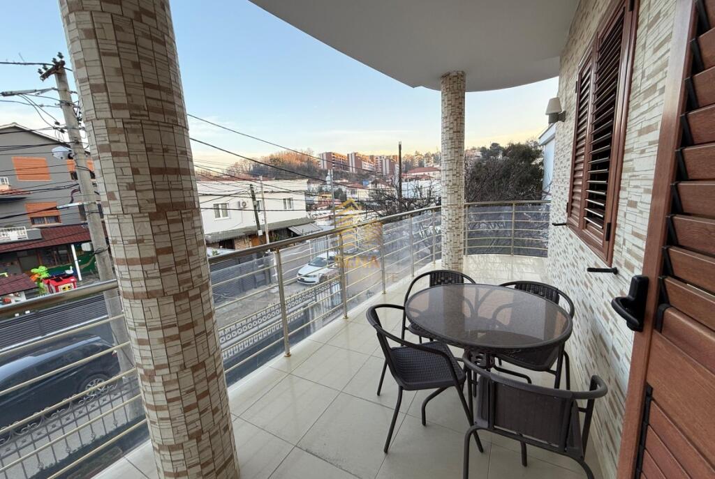 Qira, Apartament 3+1+2WC, Rruga Elbasanit