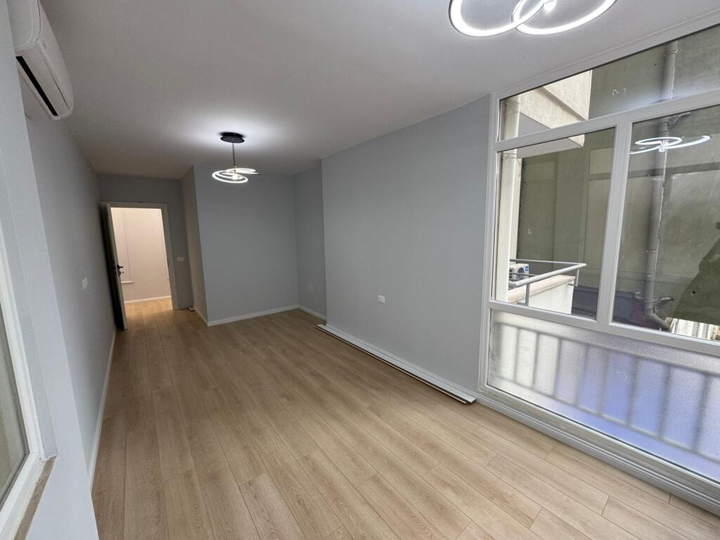 In the area of Myslym Shyrit, on "Him Kolli" Street, we are selling a 2+1 apartment with a storage room.