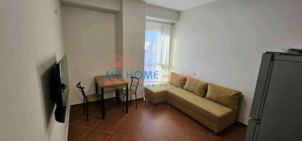 1+1 apartment for rent near the Train Station