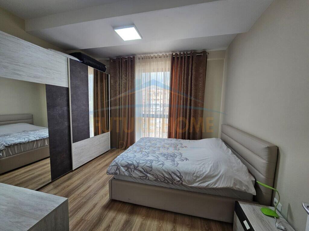 Shitet, Apartament 1+1 Myslym Shyri, Tiranë.
