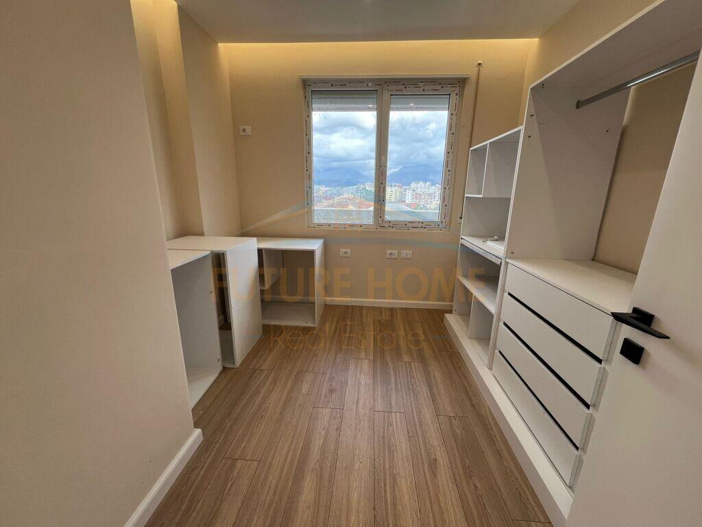 Shitet Apartament 2+1, Golden Park