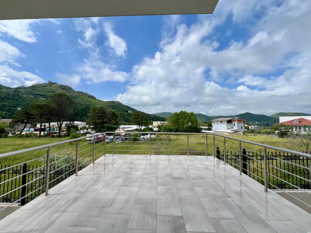 For sale: 2-Story Villa, "Mullet" - Tirana.