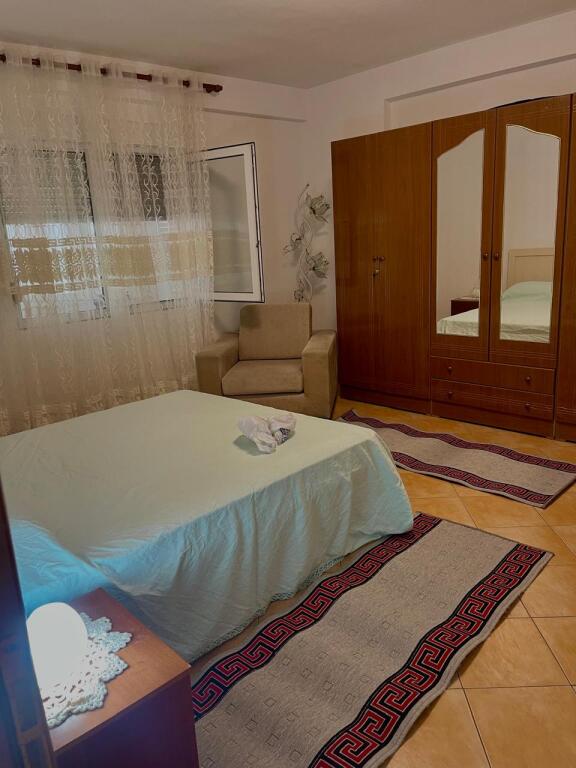 Apartament 1+1 , per Qira Pallatit Sportit -Durres