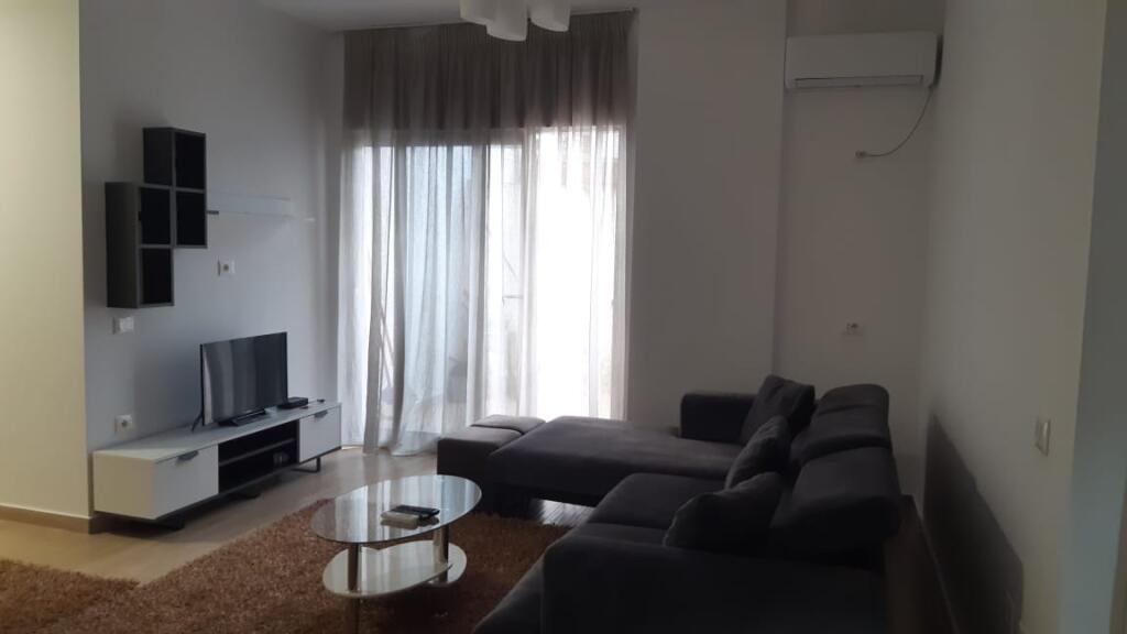 A 1+1 apartment is available for rent at the Kamez turn.
