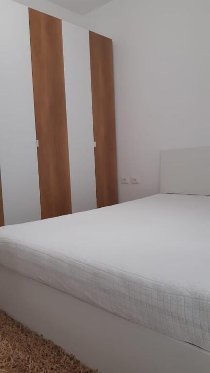 A 1+1 apartment is available for rent at the Kamez turn.