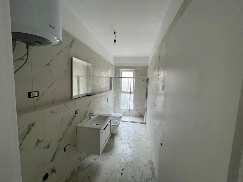 1+1 Apartment for Sale – Aura Complex, Laprakë
