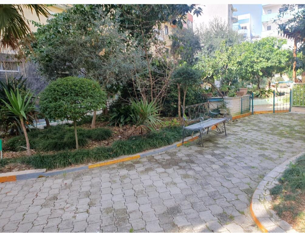 For sale 1+1 apartment Golem (Lis Complex)