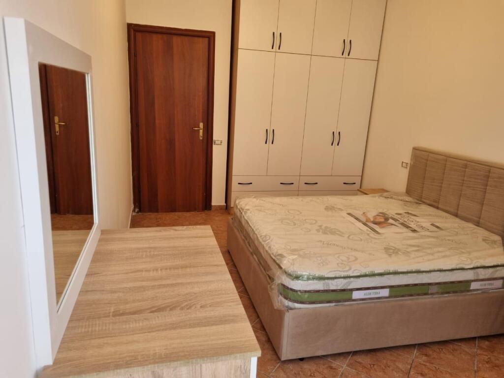 Affittasi appartamento 2+1 ad Astir vicino a Bohemi!