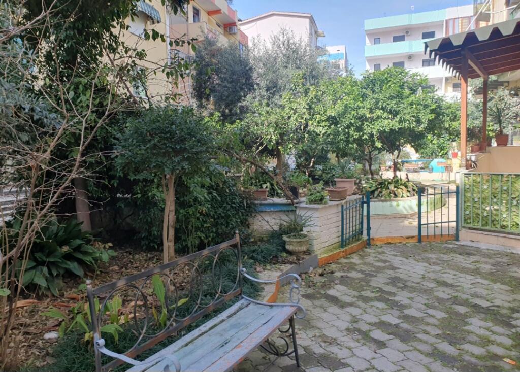 For sale 1+1 apartment Golem (Lis Complex)