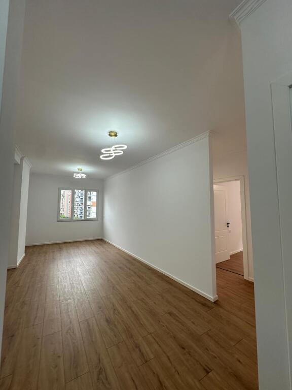 Astir Shitet Apartament 2+1+2
