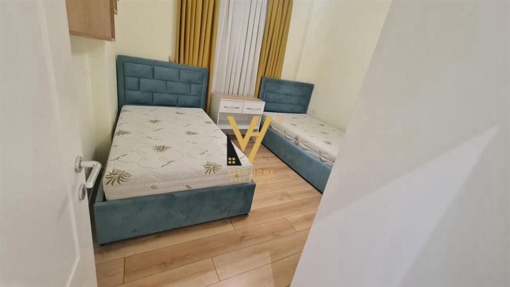 APARTMENT OF 100 M2 FOR RENT NEAR MEDRESEJA 800 EURO