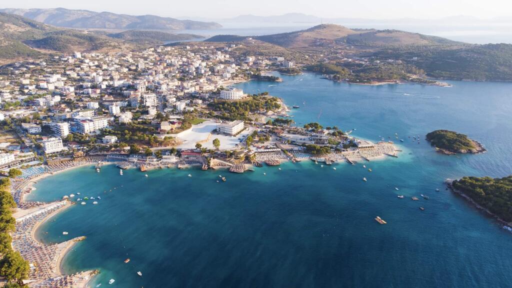 Apartment for sale in Ksamil