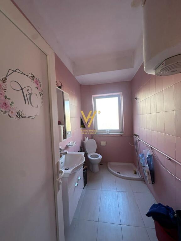 65 M2 SPACE FOR RENT ON KAVAJA STREET 600 EURO