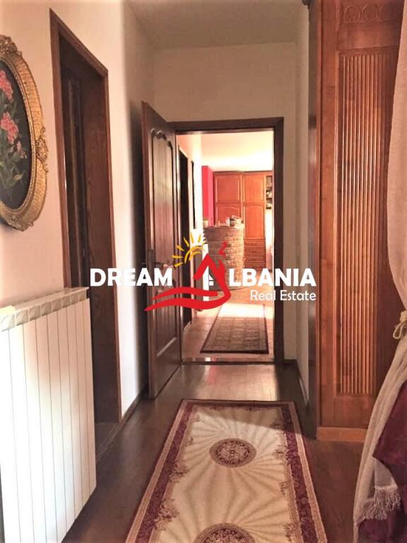 Appartamento 2+1+2 in affitto presso il Mercato Nuovo a Tirana (ID 42214287)