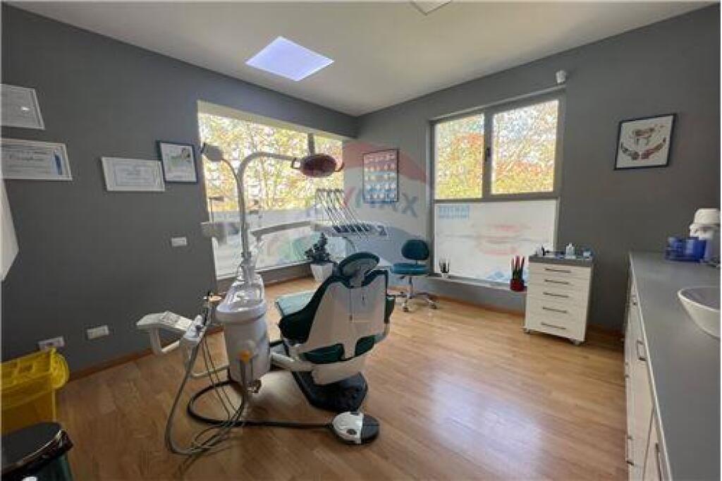 FULLY EQUIPPED DENTAL CLINIC FOR RENT!