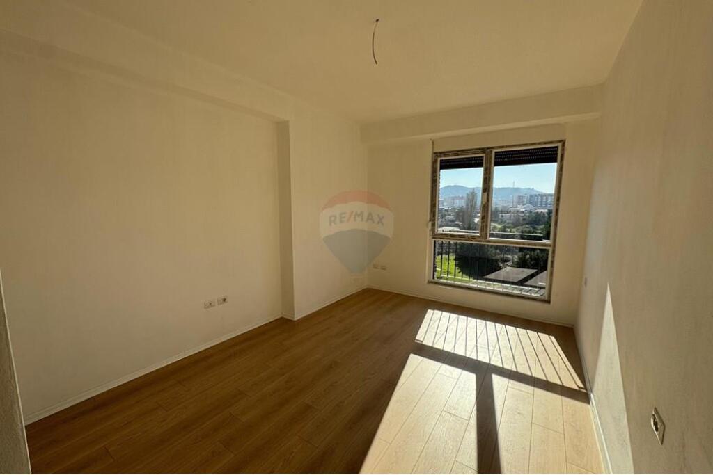 FOR SALE APARTMENT 3+1+2 FORMER AVIATION FIELD