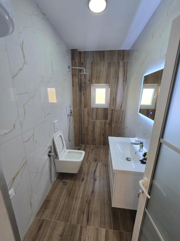 Apartment 2+1+2 for sale, Myslym Shyri!