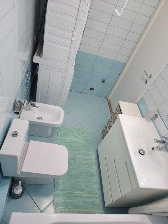 Appartamento in affitto 2+1+2 ad Astir (ID B2201334) Tirana