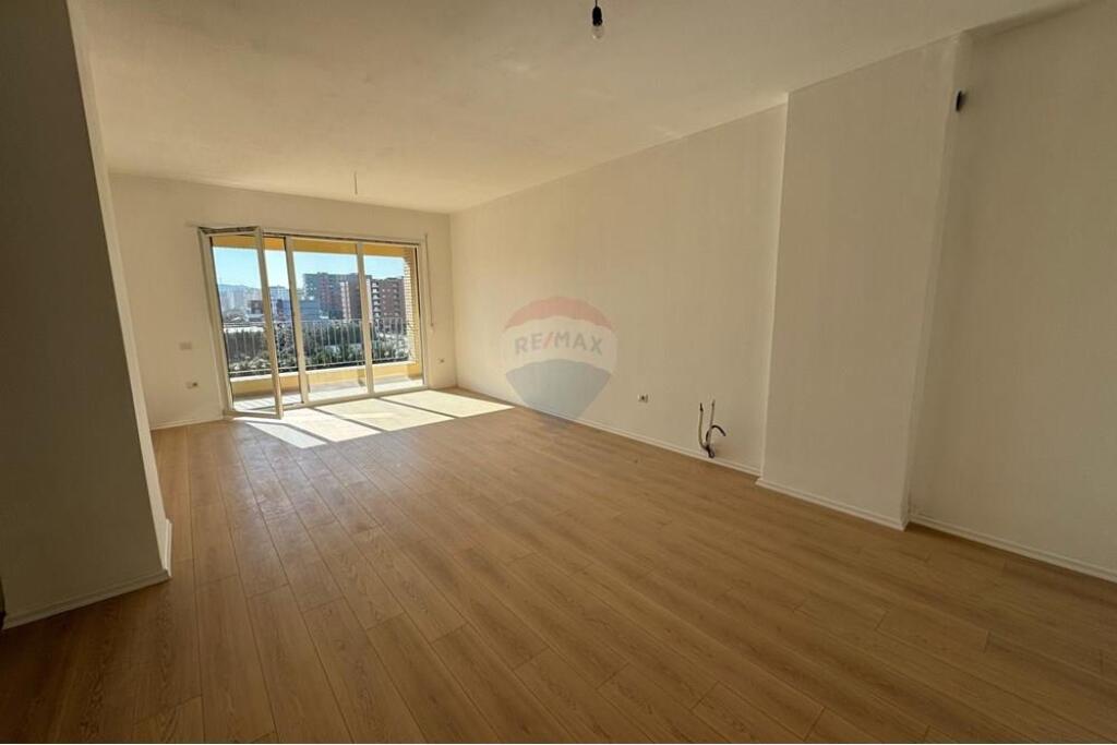 FOR SALE APARTMENT 3+1+2 FORMER AVIATION FIELD