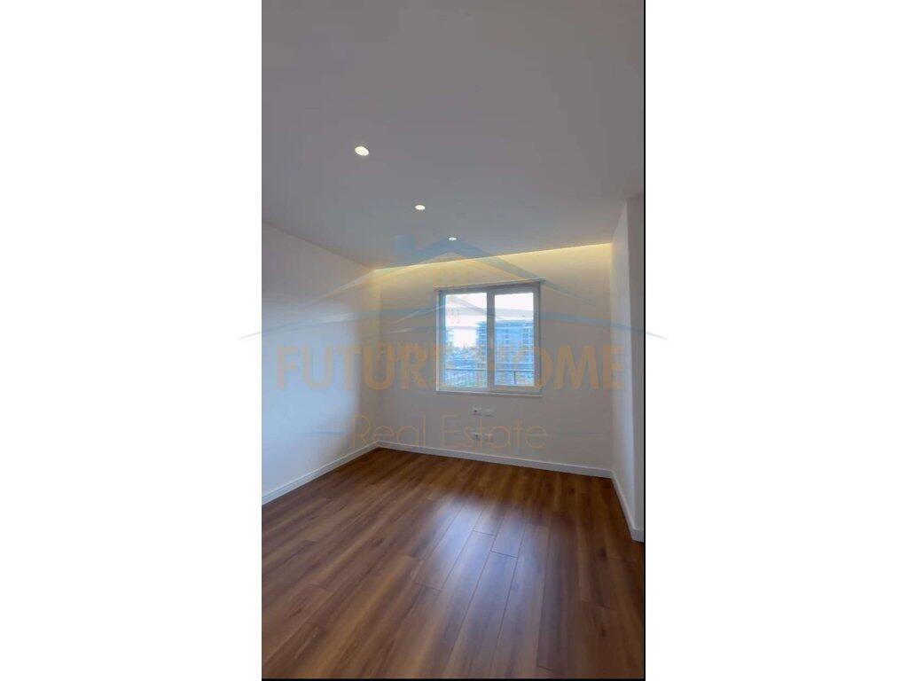 Shitet, Apartament 2+1, Kompleksi "Univers City"