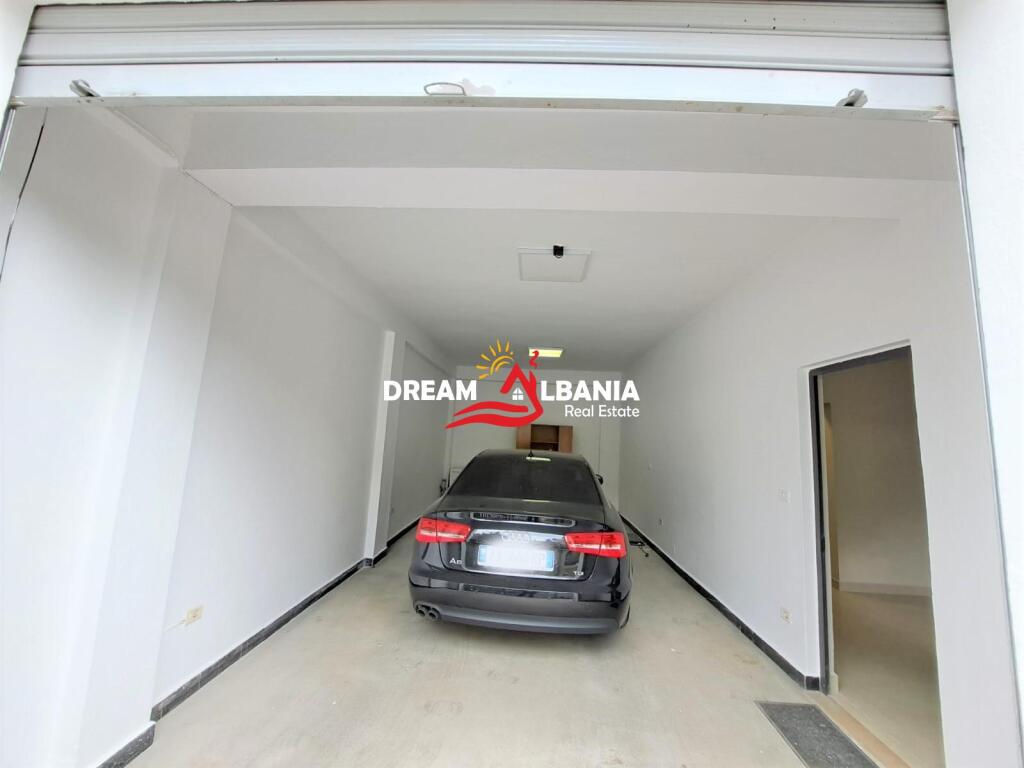 Villa for rent in the Blloku area of Selita in Tirana (ID 4251086)