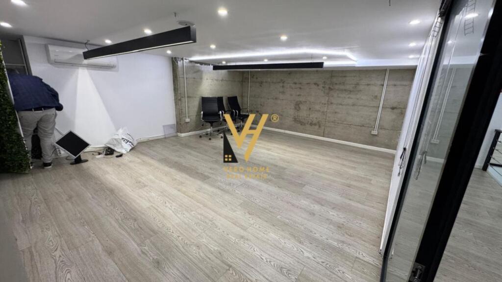 OFFICE 250M2 FOR RENT IN TOPTANI 2,700 EURO