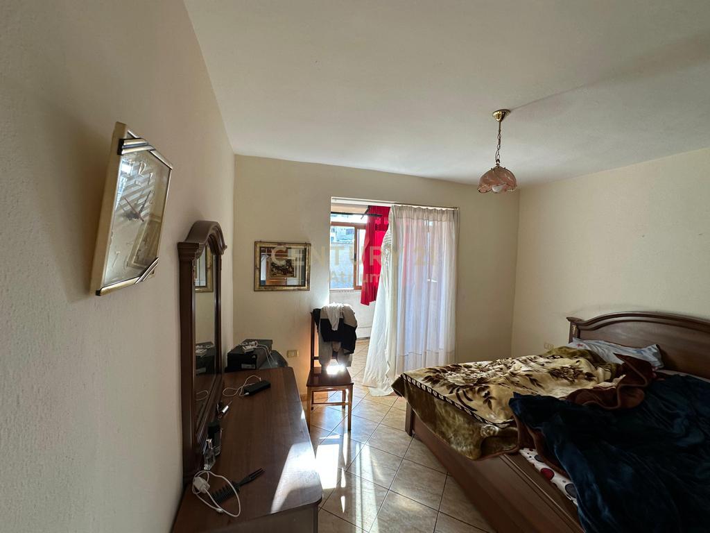 APARTMENT 2+1 FOR RENT AT BRRYLI CROSSROADS