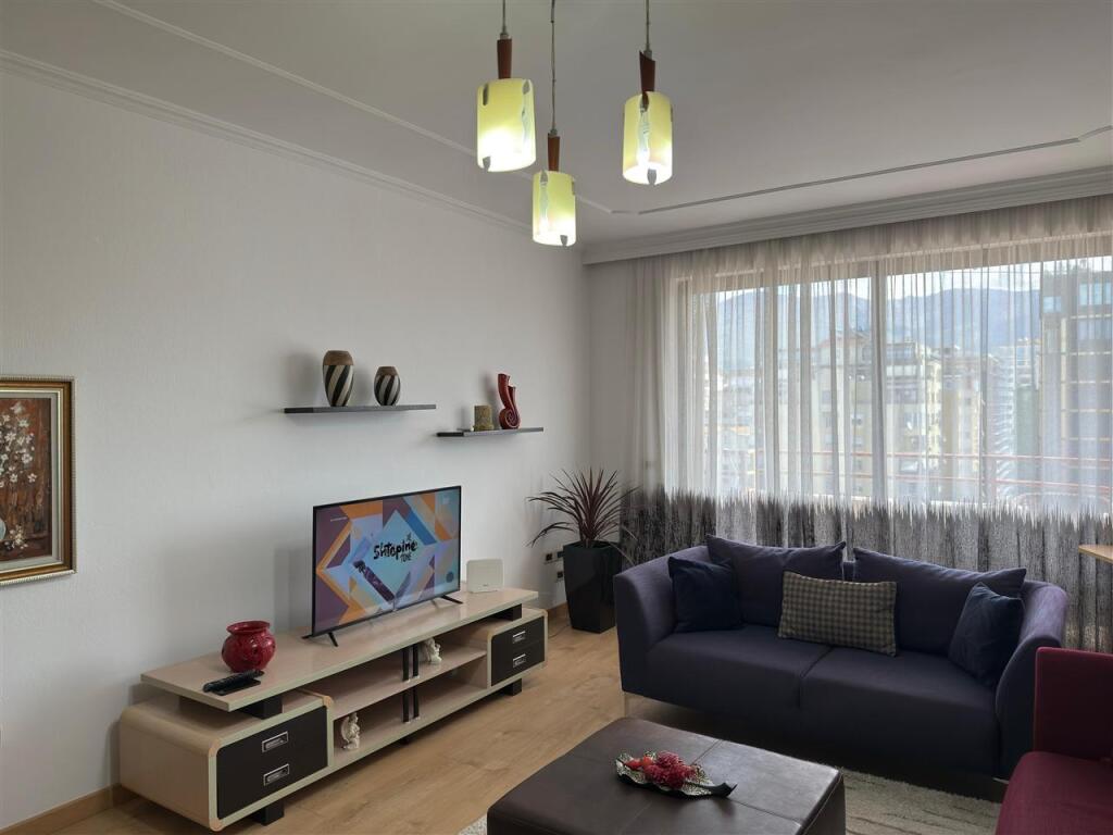 2+1+2 apartment for rent in Bllok (800 Euro)