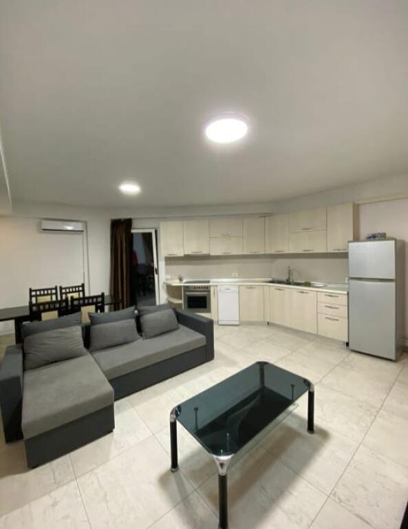 Apartment 2+1 for rent, Vasil Shanto behind Hotel Class 650 euros.