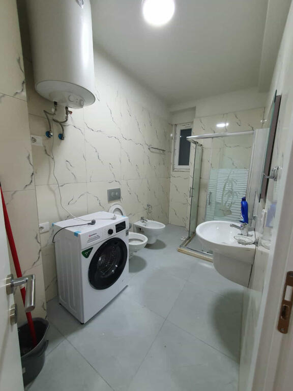 Appartamento in affitto 2+1 in Via Kavajë (ID B2201332) Tirana
