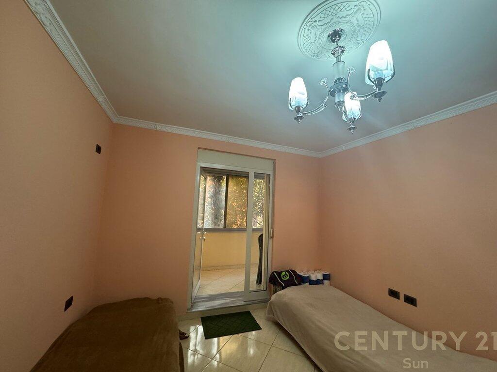 2+1 APARTMENT FOR RENT NEAR SHKOLLA E KUQE! 600 € /Month