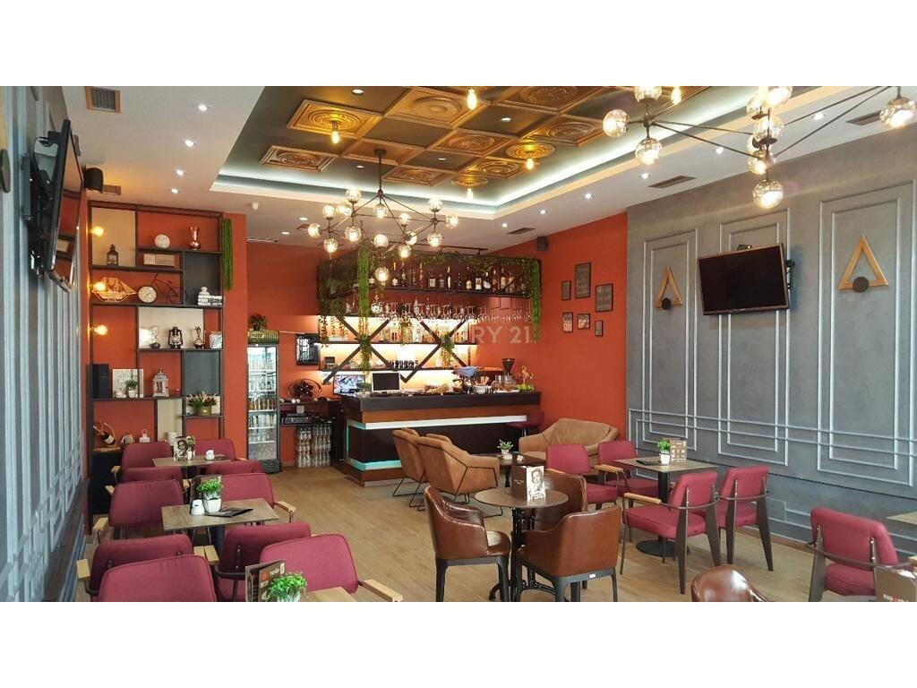Local for rent - Administrative Unit No. 12, Fresk 600 € /Month