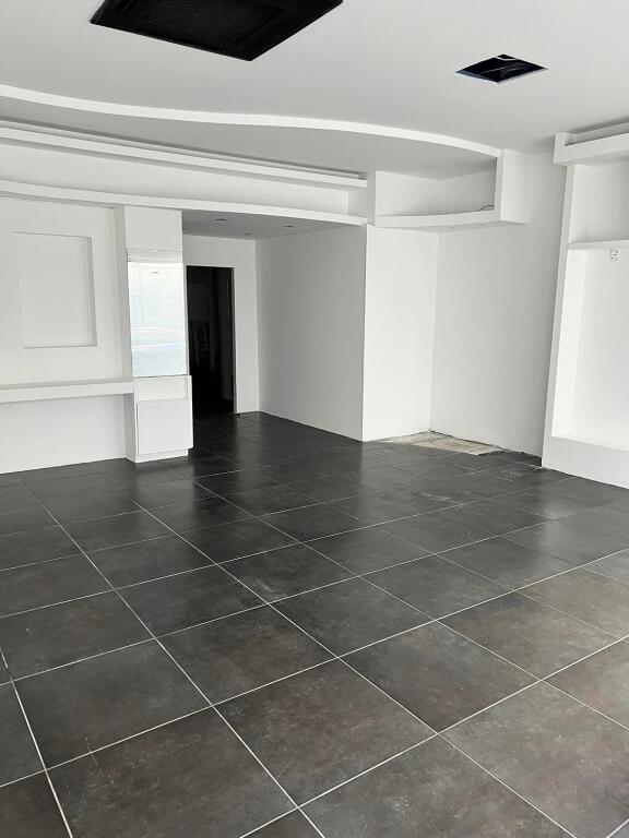 Dyqan me qera ne Ali Dem (ID BD21310) Tirane