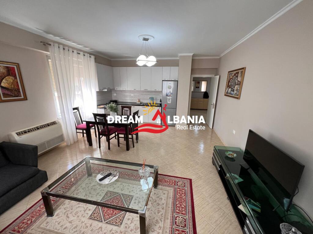 Apartament 2+1 me 2 tualete tek Komuna e Parisit, prane Kompleksit Kika ne Tirane (ID 42215275)