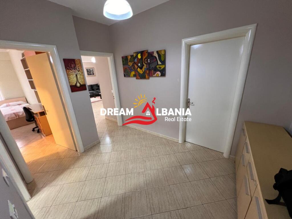 Apartament 2+1 me 2 tualete tek Komuna e Parisit, prane Kompleksit Kika ne Tirane (ID 42215275)