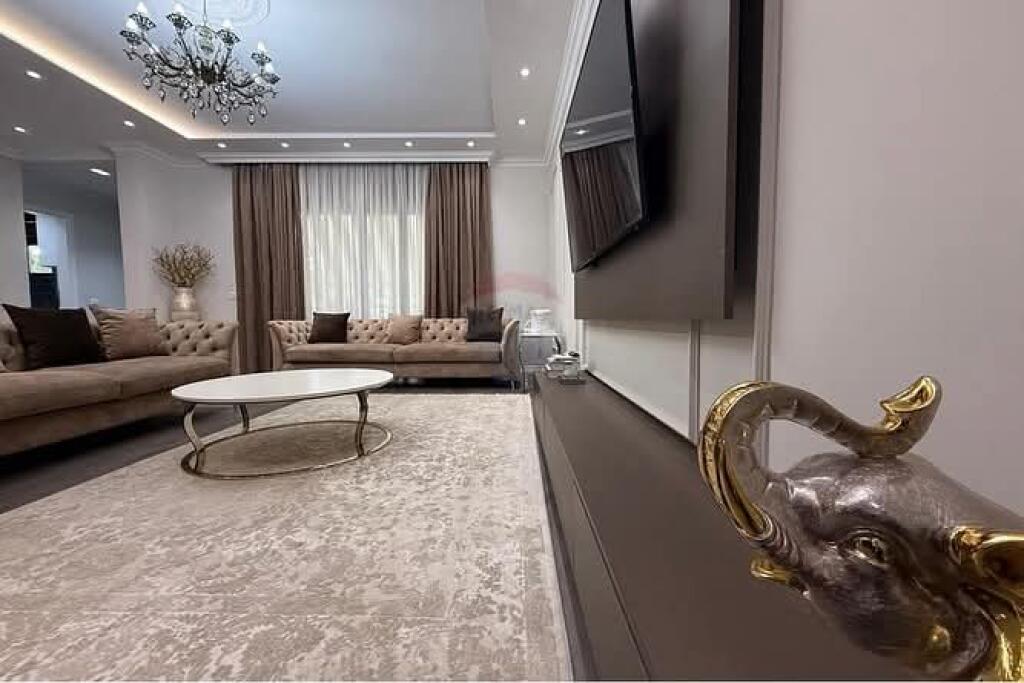 2+1 apartment for rent near Air Albania.