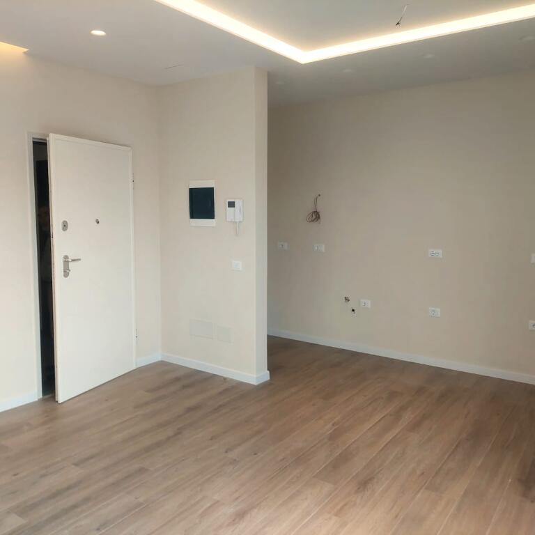 Office space for rent in the Paris Commune, Altana.