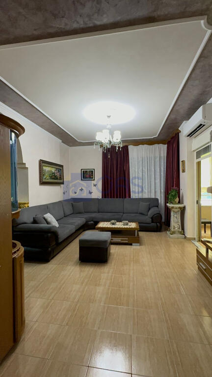 Apartment 2+1 for rent in 5 Maj.