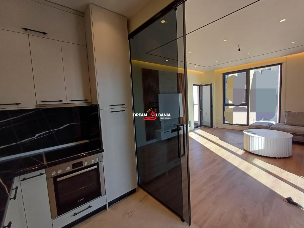 Apartments for rent 3+1 +2 bathrooms +2 balconies in Porcelan, at the Erli Residence in Tirana (ID 4231429)
