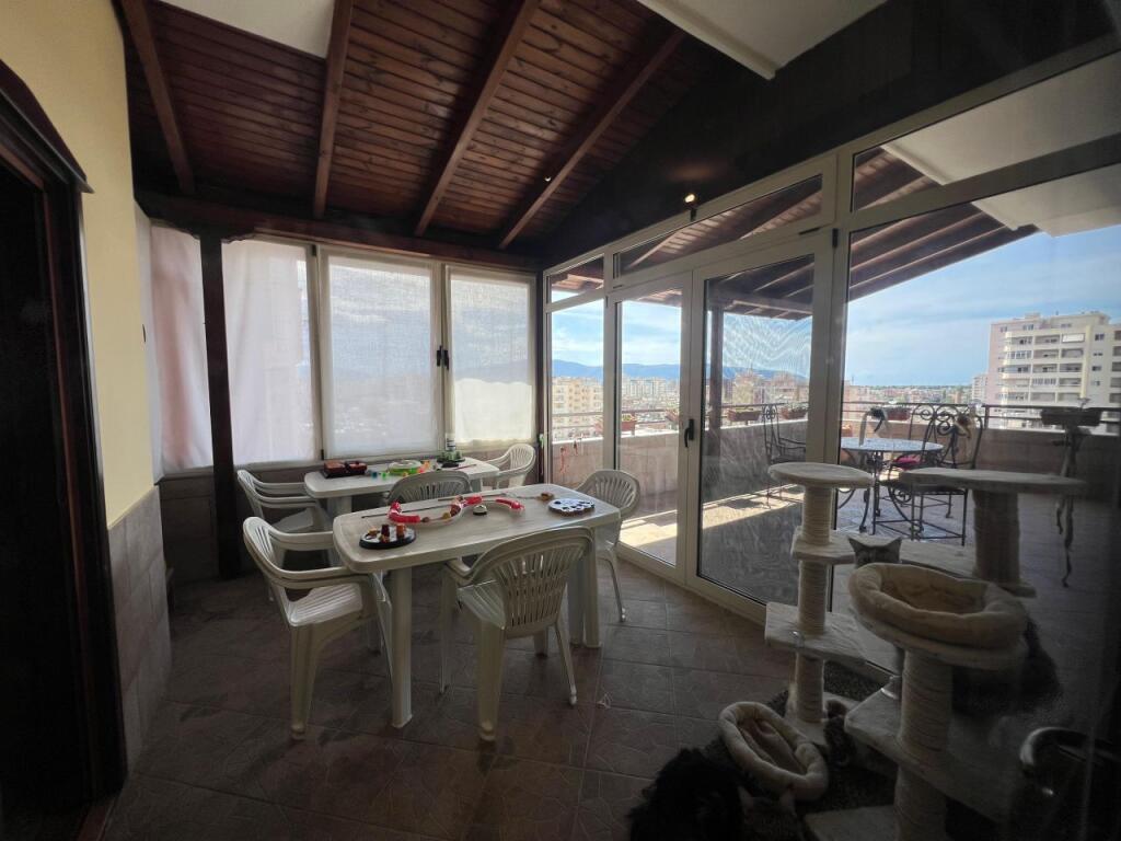 Penthouse ne shitje ne qender te Vlores