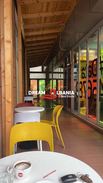 Business space for rent in the Block area, near the Faculty of Law in Tirana (ID 4271844)