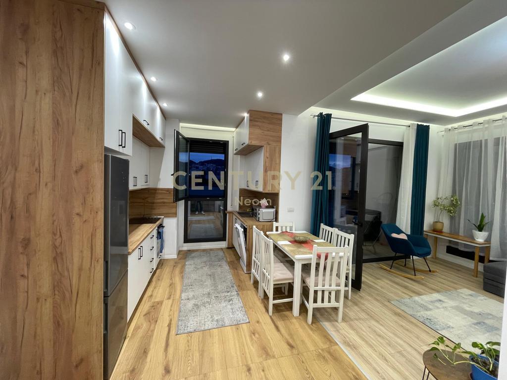 2 Luxurious 2+1+2 Apartments with Parking for Rent– Rruga e Kosovareve, Tirana 