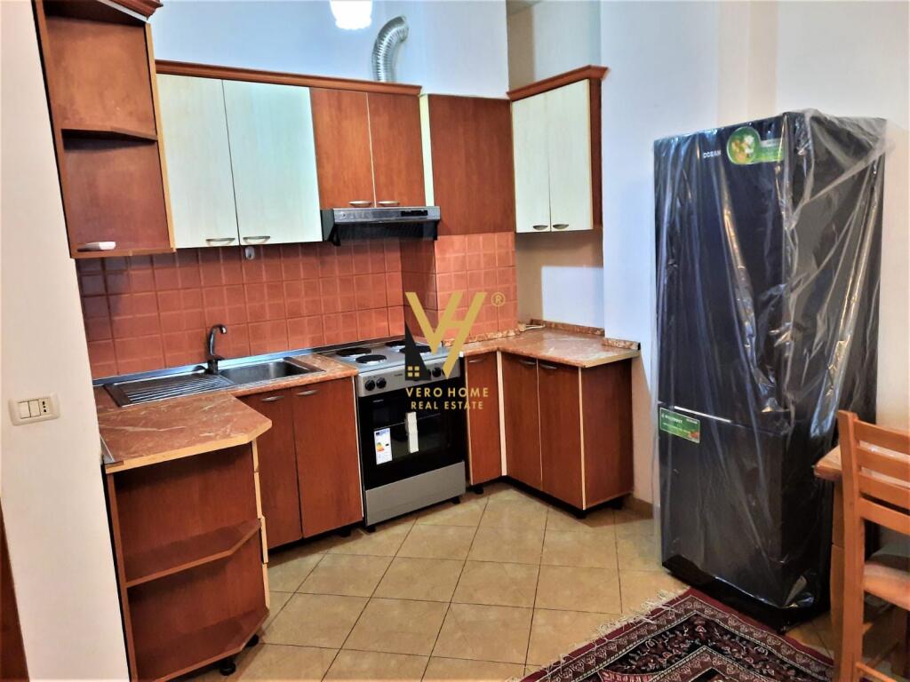 VENDESI APPARTAMENTO 1+1+BLK A 5 MAJI 115.000 EURO