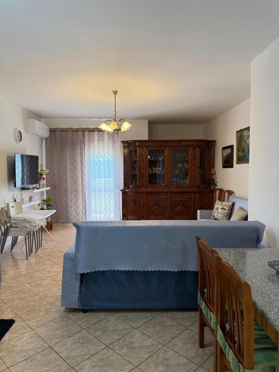 Long-term rental – 2+1+2 apartment with sea view – Near the Port of Vlorë (Vlora Marina)