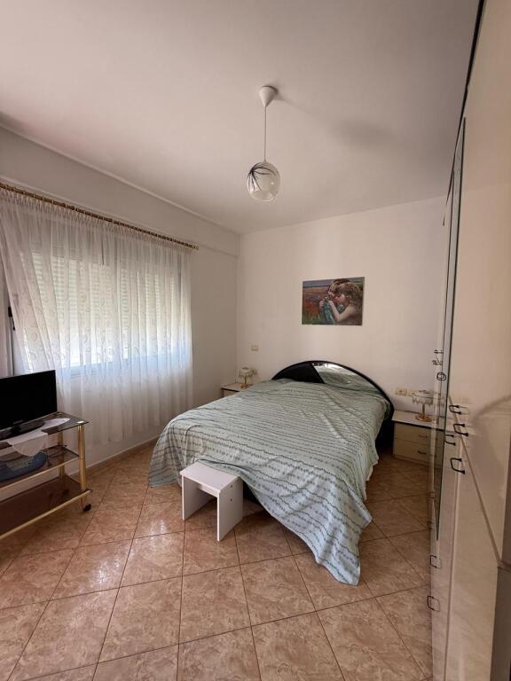 Long-term rental – 2+1+2 apartment with sea view – Near the Port of Vlorë (Vlora Marina)